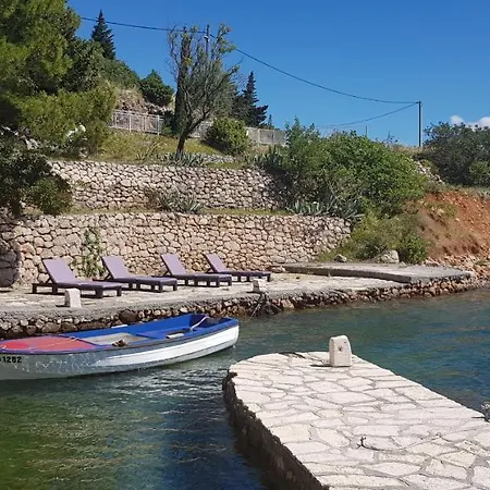 Kuca Za Odmor Jelena * Starigrad Paklenica
