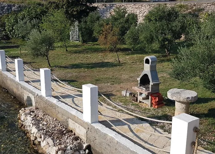 Kuca Za Odmor Jelena Starigrad Paklenica